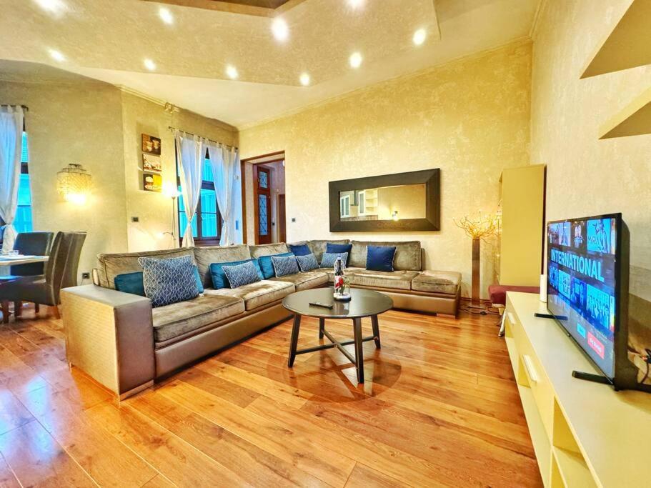 Ultra Central Apartment / 10 Ppl Βουδαπέστη Εξωτερικό φωτογραφία